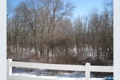 194 Robertson Way 914 #914, Lincoln Park, NJ 07035 - Photo 2