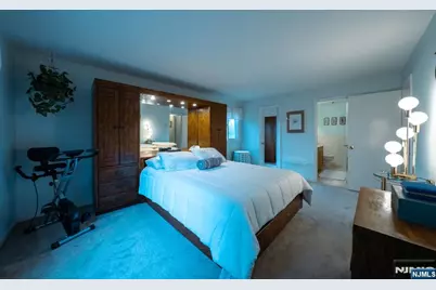 208 Federal Hill Road, Pompton Lakes, NJ 07442 - Photo 10