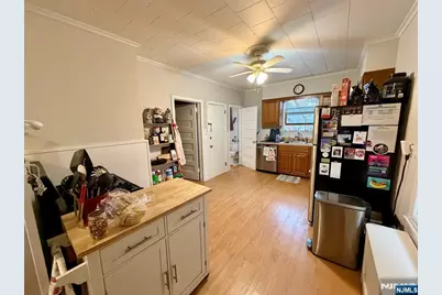 33 Apt 2 Claremont Avenue 2 #2, Montclair, NJ 07042 - Photo 10