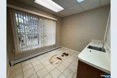 88 W Ridgewood 1R #1R, Ridgewood, NJ 07450 - Photo 14