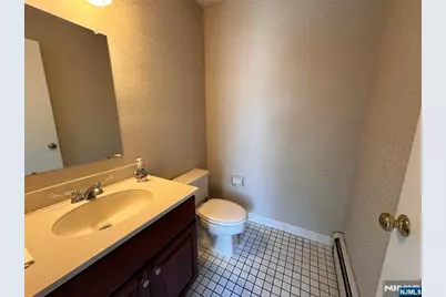 88 W Ridgewood 1R #1R, Ridgewood, NJ 07450 - Photo 8