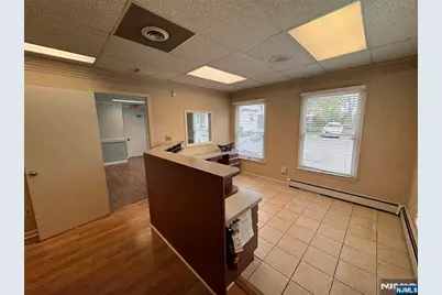 88 W Ridgewood 1R #1R, Ridgewood, NJ 07450 - Photo 6