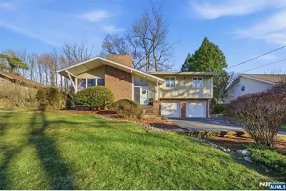 20 Leroy Street, Tenafly, NJ 07670 - Photo 2