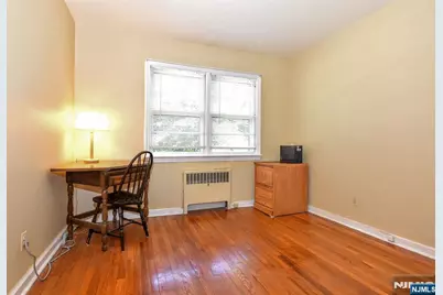 420 Park Avenue, Midland Park, NJ 07432 - Photo 18