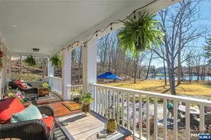 28 Turners Lake Dr, Mahwah, NJ 07430 - Photo 6
