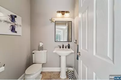 16 Baxter Lane, West Orange Township, NJ 07052 - Photo 18