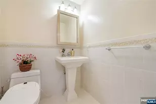 46A Homestead A, Palisades Park, NJ 07650 - Photo 10