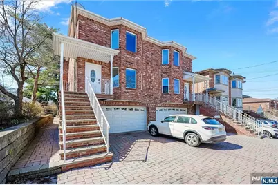 46A Homestead A #A, Palisades Park, NJ 07650 - Photo 2