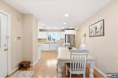 30 Lincoln Avenue, Wood Ridge, NJ 07075 - Photo 12