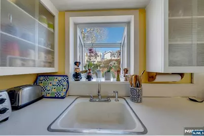 17 Peden Terrace, Kearny, NJ 07032 - Photo 10