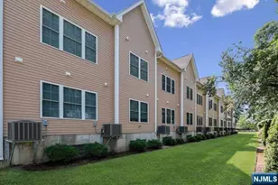 269 Main Street 2, Little Ferry, NJ 07643 - Photo 6