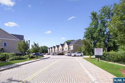 269 Main Street 2 #2, Little Ferry, NJ 07643 - Photo 32