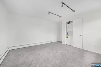 38 Washington Avenue 2 #2, Rutherford, NJ 07070 - Photo 14