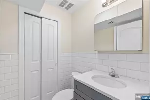 337 13th Ave, Newark, NJ 07103 - Photo 20