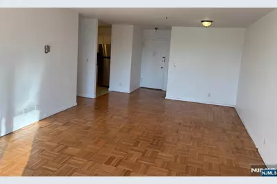 2100 Linwood Avenue 2G #2G, Fort Lee, NJ 07024 - Photo 16