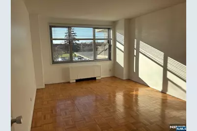 2100 Linwood Avenue 2G #2G, Fort Lee, NJ 07024 - Photo 18