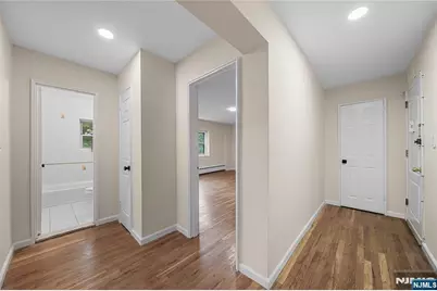 1565 Center Avenue 3D #3D, Fort Lee, NJ 07024 - Photo 4