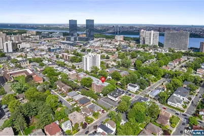 1565 Center Avenue 3D #3D, Fort Lee, NJ 07024 - Photo 24