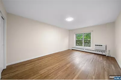 1565 Center Avenue 3D #3D, Fort Lee, NJ 07024 - Photo 16