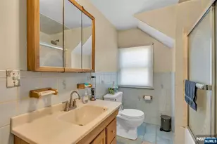 60 Westview Dr, Bergenfield, NJ 07621 - Photo 10