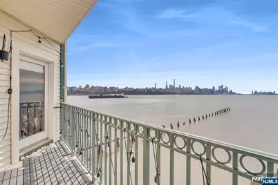 314 The Promenade, Edgewater, NJ 07020 - Photo 10