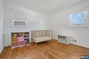 687 Lancaster Rd, Ridgefield, NJ 07657 - Photo 12