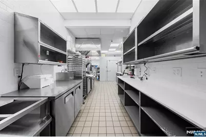 69-71 Ridgefield Avenue, Ridgefield Park, NJ 07660 - Photo 14