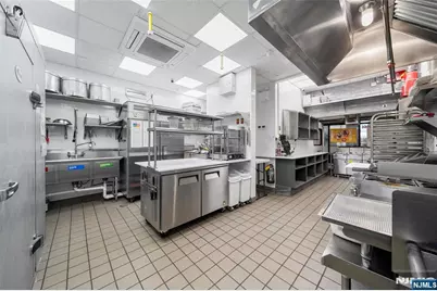 69-71 Ridgefield Avenue, Ridgefield Park, NJ 07660 - Photo 12