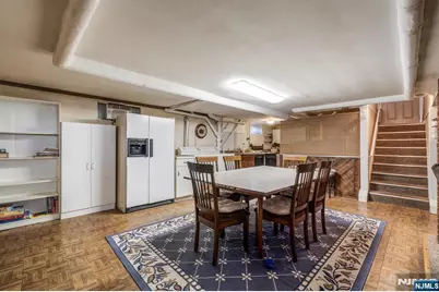 281 Fencsak Avenue, Elmwood Park, NJ 07407 - Photo 14