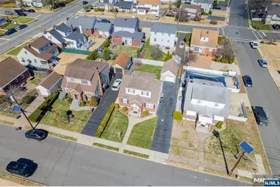 281 Fencsak Avenue, Elmwood Park, NJ 07407 - Photo 24