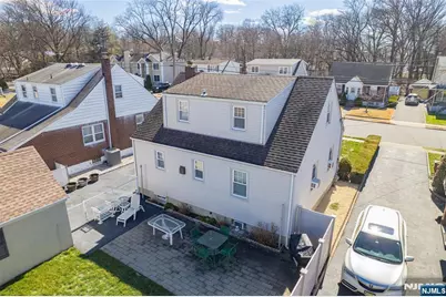 281 Fencsak Avenue, Elmwood Park, NJ 07407 - Photo 22