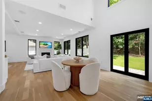 452 Oregon St, Paramus, NJ 07652 - Photo 10