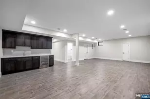 452 Oregon St, Paramus, NJ 07652 - Photo 46