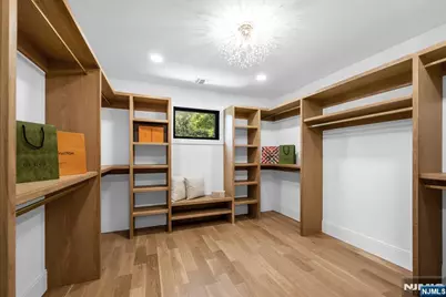 452 Oregon Street, Paramus, NJ 07652 - Photo 30