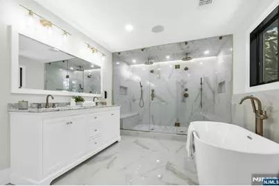 452 Oregon Street, Paramus, NJ 07652 - Photo 32