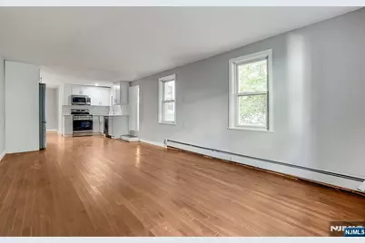 34 Oak Street, Bloomingdale, NJ 07403 - Photo 12