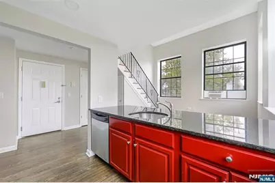 105 -111 Marion Street 18 #18, Paterson, NJ 07522 - Photo 6