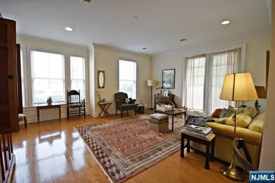 5 Tenakill Park E 106 #106, Cresskill, NJ 07626 - Photo 4