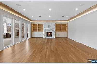 104 Chestnut Ridge, Saddle River, NJ 07458 - Photo 10