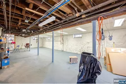 429 Oakdene Avenue, Cliffside Park, NJ 07010 - Photo 22