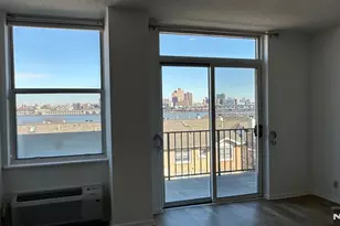 200 Grand Cove Way 5M, Edgewater, NJ 07020 - Photo 8