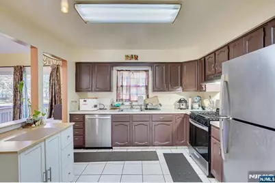 1704 Deerfield Drive 1704 #1704, Edison, NJ 08820 - Photo 20