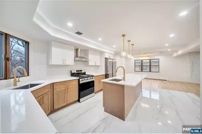 468 Morse Avenue, Ridgefield, NJ 07657 - Photo 10