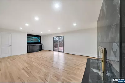 468 Morse Avenue, Ridgefield, NJ 07657 - Photo 16