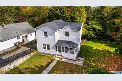 20 Ella Street, Bloomingdale, NJ 07403 - Photo 2