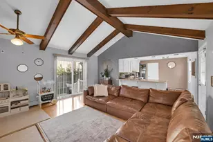 8-27 Oak St, Fair Lawn, NJ 07410 - Photo 14