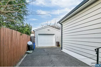 8-27 Oak Street, Fair Lawn, NJ 07410 - Photo 28