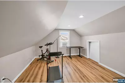 8-27 Oak Street, Fair Lawn, NJ 07410 - Photo 24