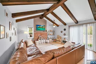 8-27 Oak St, Fair Lawn, NJ 07410 - Photo 12