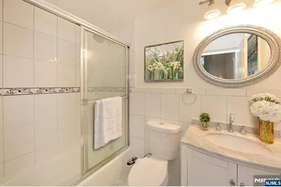 2186 Jones Road, Fort Lee, NJ 07024 - Photo 20